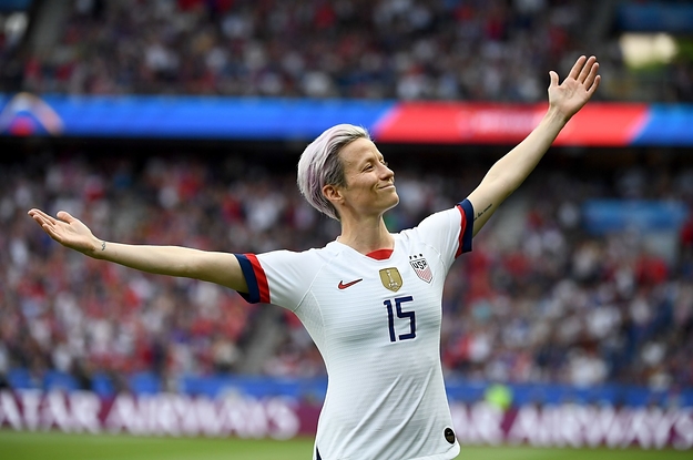 megan-rapinoe-scored-at-the-world-cup-and-the-pho-2-2733-1561948582-1_dblbig.jpg